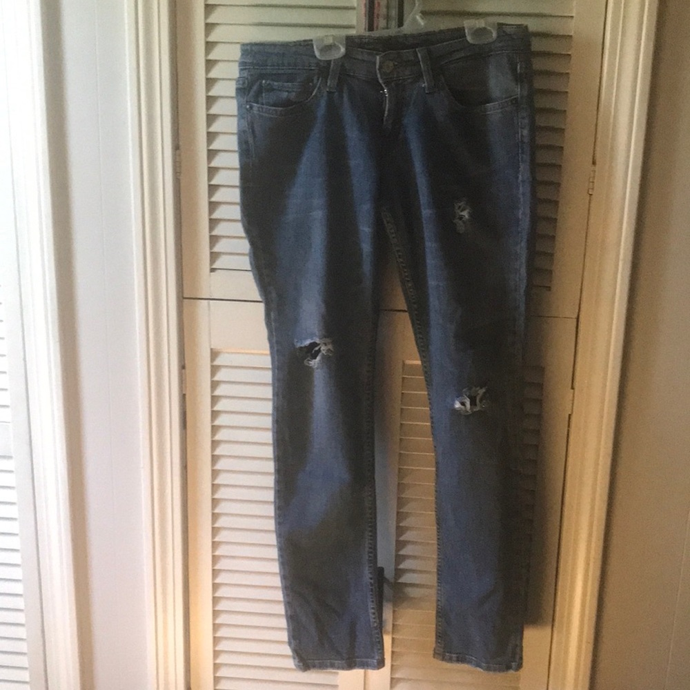 Levi’s super low distressed jeans
